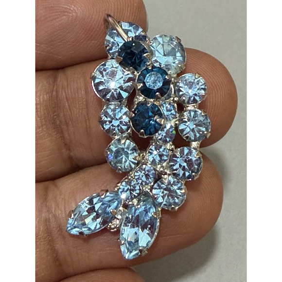 The Unbranded Brand Jewelry - Blue Rhinestone Pendant Women Blue Silver Tone Vintage Cluster Marquise